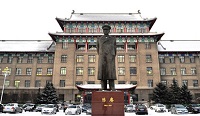 高端、大氣、上檔次冷熱沖擊試驗(yàn)箱被哈爾濱